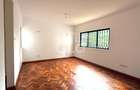 5 Bed Villa with En Suite in Loresho - 14