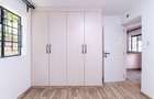 1 Bed Apartment with En Suite in Kilimani - 6