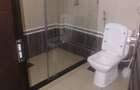 Serviced 2 Bed Apartment with En Suite at Riverside - 9