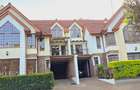 5 Bed Townhouse with En Suite at Off Convent Drive - 1