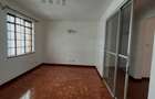 4 Bed Townhouse with En Suite at Lavington Mall - 11