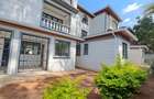 5 Bed Townhouse with En Suite at James Gichuru - 17