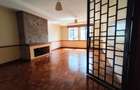 5 Bed House with Garden in Runda - 16