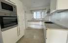 2 Bed Apartment with En Suite in Westlands Area - 4