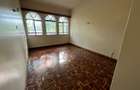 5 Bed Townhouse with En Suite at Westlands - 5