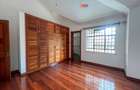 4 Bed Townhouse with En Suite in Spring Valley - 8