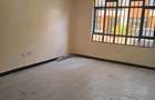 4 Bed Townhouse with En Suite at Western Bypass - 6