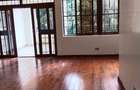 5 Bed Villa with En Suite in Lavington - 13