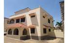 4 Bed Townhouse with En Suite in Nyali Area - 1