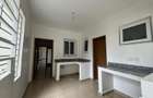 3 Bed Apartment with En Suite at Lavington - 16