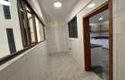 4 Bed Apartment with En Suite at Othaya Road - 10