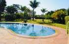 5 Bed House with En Suite in Runda - 1
