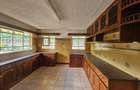 5 Bed House with En Suite in Nyari - 6