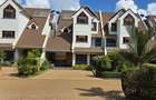 5 Bed Townhouse with En Suite at Eastern Bypass - 2