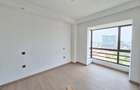 3 Bed Apartment with En Suite at Riverside Drive - 17
