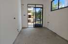 Serviced 1 Bed Apartment with En Suite at Serena Road - 8