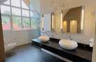 5 Bed House with En Suite at Mimosa Drive - 34