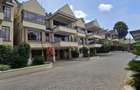 5 Bed Townhouse with En Suite at Lavington Green - 6