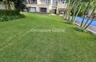 3 Bed Apartment with En Suite in Riverside - 1