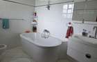 4 Bed House with En Suite in Runda - 11
