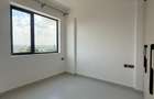 2 Bed Apartment with En Suite in Brookside - 8