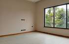 4 Bed Apartment with En Suite in Westlands Area - 17