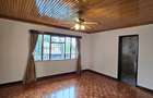 5 Bed House with En Suite in Runda - 16