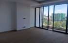 3 Bed Apartment with En Suite in Riverside - 12
