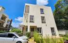 5 Bed House with En Suite in Lavington - 20