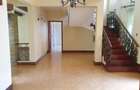 5 Bed House with En Suite in Runda - 8