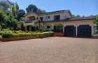 5 Bed Villa with En Suite in Nyari - 1