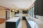 4 Bed House with En Suite in Lavington - 11