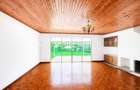 5 Bed House with En Suite in Kyuna - 6