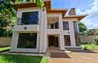 4 Bed Townhouse with En Suite at Off Kiambu Rd - 2