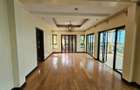 3 Bed Apartment with En Suite in Riverside - 2