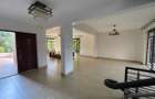 4 Bed Townhouse with En Suite in Kiambu Road - 7