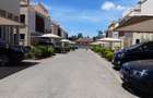 5 Bed Villa with En Suite in Lavington - 1