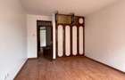 4 Bed Apartment with Swimming Pool in Riverside - 16