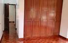 5 Bed House with En Suite at Westlands - 14