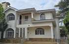 5 Bed Townhouse with En Suite at Lavington Off Convent Drive - 2