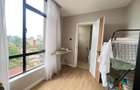 3 Bed Apartment with En Suite in Brookside - 7