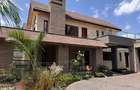 5 Bed Villa with En Suite in Runda - 4