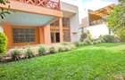 5 Bed Townhouse with En Suite at Lavington Green - 3