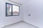 3 Bed Apartment with En Suite at Brookside - 13