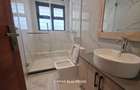 6 Bed House with Garden in Runda - 10