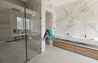 5 Bed Townhouse with En Suite in Lavington - 6