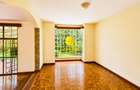 4 Bed House with En Suite in Rosslyn - 3