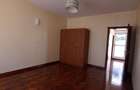 5 Bed Townhouse with En Suite at Lavington - 3