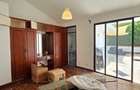 4 Bed Townhouse with En Suite in Spring Valley - 11