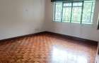 5 Bed House with En Suite in Lavington - 6